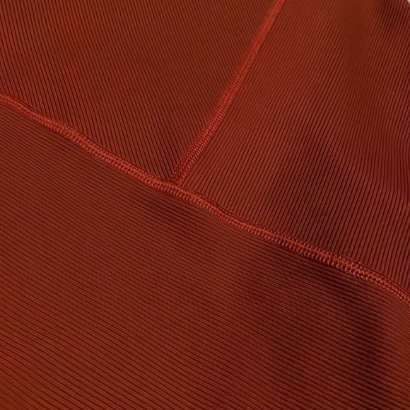 Burgundy orange athletic top - Picture 4 of 4